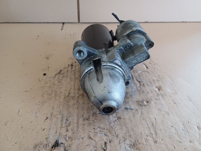 bontott TOYOTA VERSO Önindító