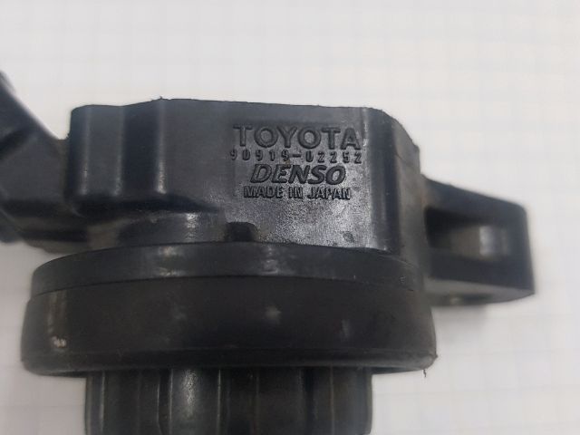 bontott TOYOTA VERSO Gyújtótrafó