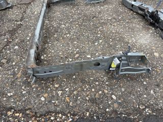 bontott TOYOTA VERSO Homlokfal (Üres lemez)