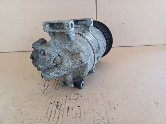 bontott TOYOTA VERSO Klímakompresszor