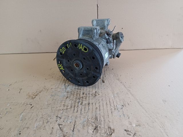 bontott TOYOTA VERSO Klímakompresszor