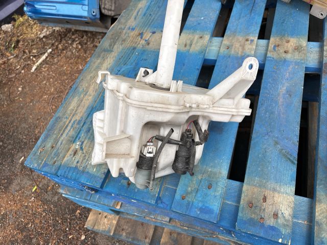 bontott TOYOTA VERSO Ablakmosó Tartály