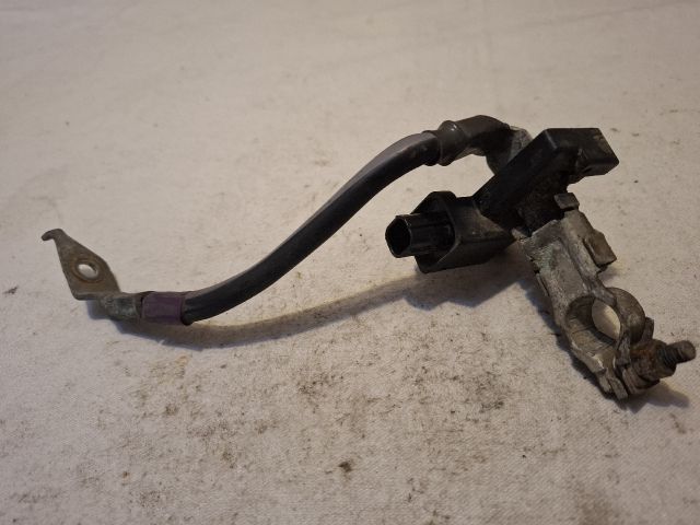 bontott TOYOTA VERSO Akkumulátor Saru Elektronikával