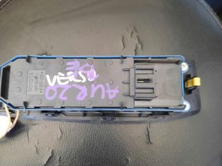 bontott TOYOTA VERSO Bal első Ablakemelő Kapcsoló