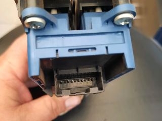 bontott TOYOTA VERSO Bal első Ablakemelő Kapcsoló