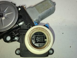 bontott TOYOTA VERSO Bal első Ablakemelő Motor