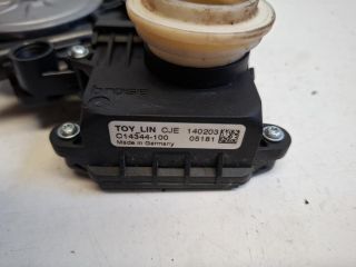 bontott TOYOTA VERSO Bal első Ablakemelő Motor