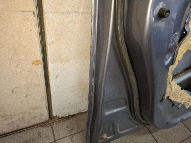 bontott TOYOTA VERSO Bal első Ajtó (Üres lemez)