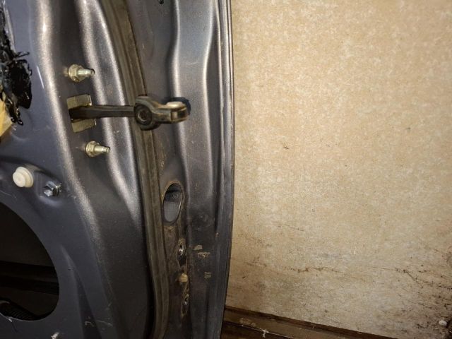 bontott TOYOTA VERSO Bal első Ajtó (Üres lemez)