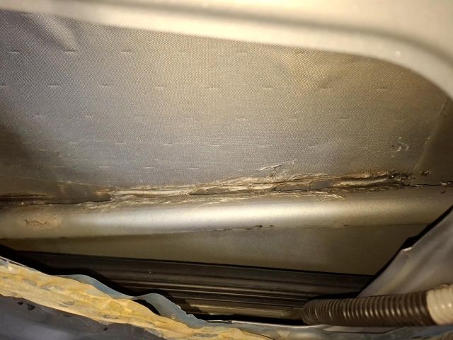 bontott TOYOTA VERSO Bal első Ajtó (Üres lemez)