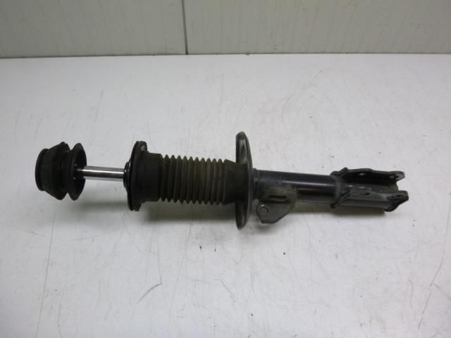 bontott TOYOTA VERSO Bal első Lengéscsillapító