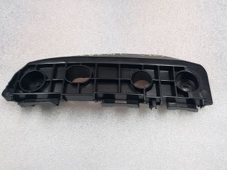 bontott TOYOTA VERSO Bal első Lökhárító Tartó (Műanyag)