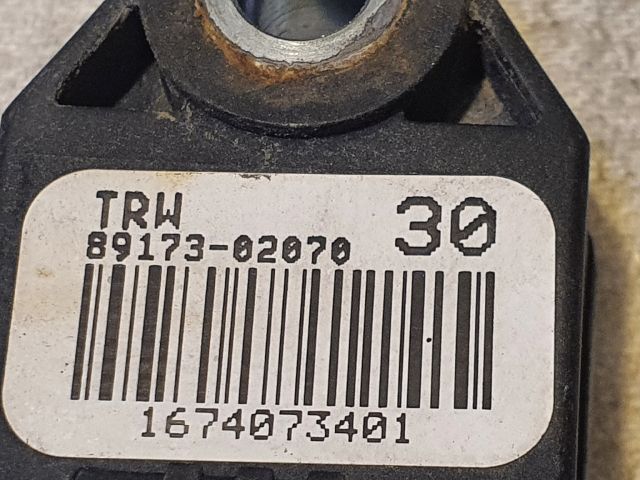 bontott TOYOTA VERSO Bal első Oldal Ütközés Érzékelő