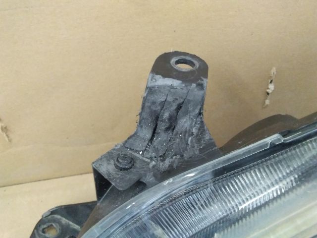 bontott TOYOTA VERSO Bal Fényszóró