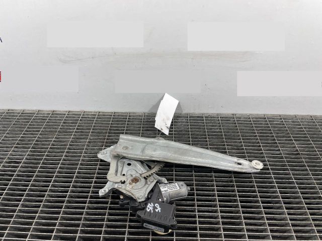 bontott TOYOTA VERSO Bal hátsó Ablakemelő Szerkezet (Elektromos)