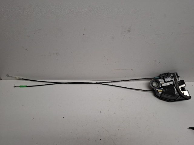 bontott TOYOTA VERSO Bal hátsó Ajtózár