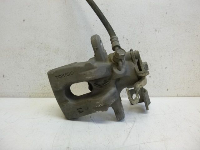 bontott TOYOTA VERSO Bal hátsó Féknyereg Munkahengerrel