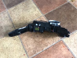 bontott TOYOTA VERSO Bal Kormánykapcsoló Irányjelző