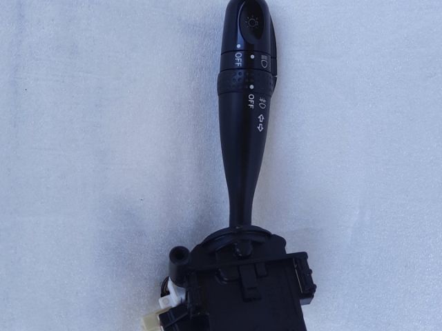 bontott TOYOTA VERSO Bal Kormánykapcsoló Irányjelző