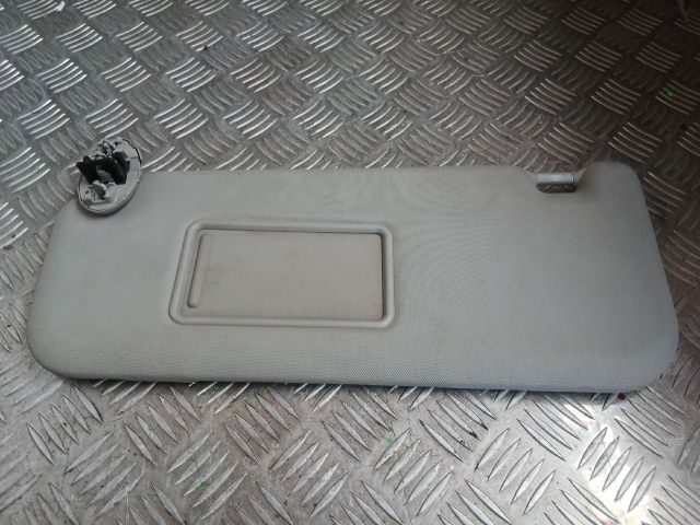 bontott TOYOTA VERSO Bal Napellenző