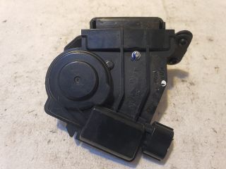 bontott TOYOTA VERSO Csomagtérajtó Zárszerkezet