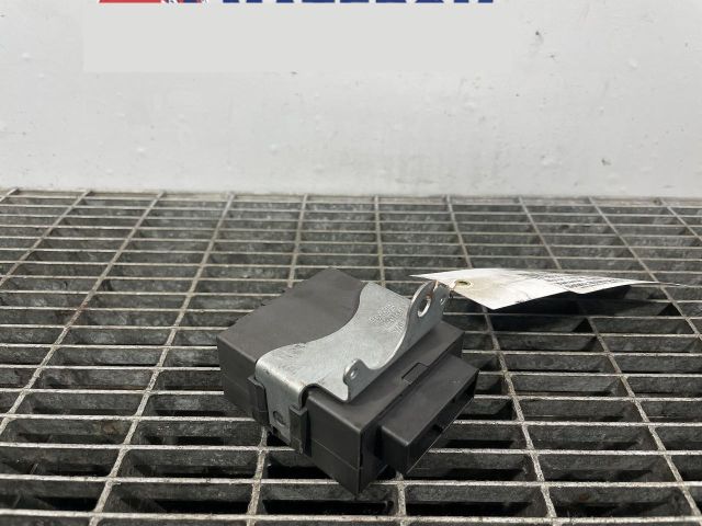 bontott TOYOTA VERSO Elektronika (Magában)