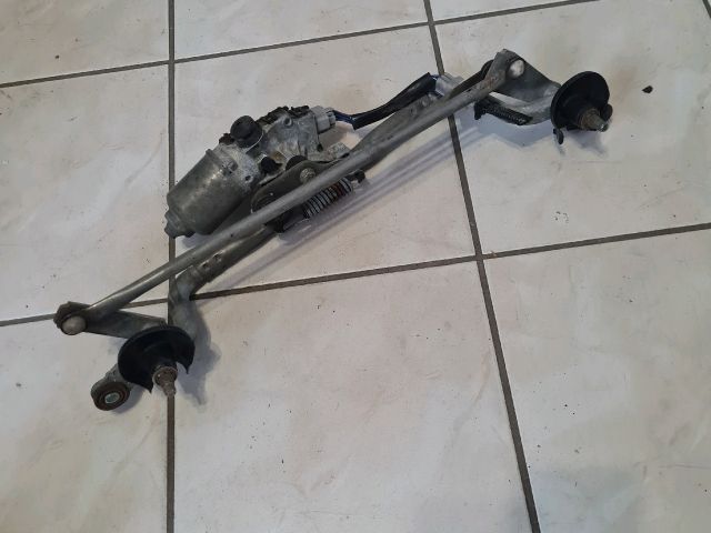 bontott TOYOTA VERSO Első Ablaktörlő Szerkezet Motorral