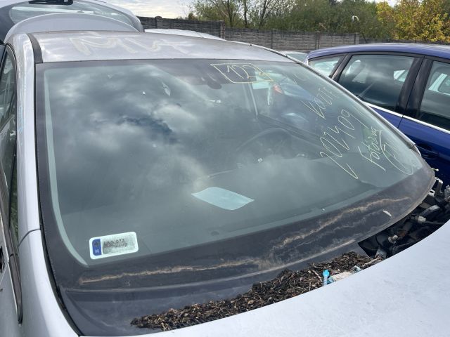 bontott TOYOTA VERSO Első Szélvédő