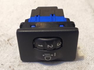 bontott TOYOTA VERSO Fényszórómagasság Állító Kapcsoló