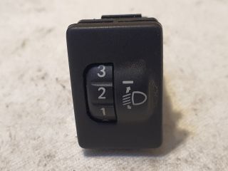 bontott TOYOTA VERSO Fényszórómagasság Állító Kapcsoló