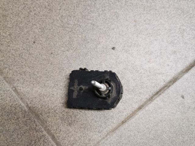 bontott TOYOTA VERSO Fényszórómagasság Állító Motor (Pozíciófüggetlen)