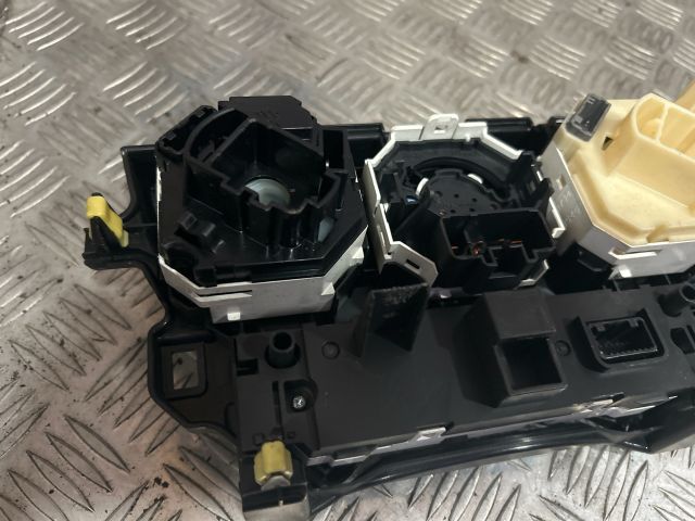 bontott TOYOTA VERSO Fűtéskapcsoló (digit klímás)