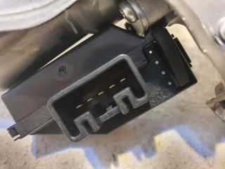 bontott TOYOTA VERSO Hátsó Ablaktörlő Motor