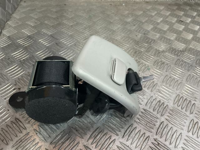 bontott TOYOTA VERSO Hátsó középső Biztonsági Öv