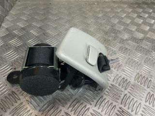 bontott TOYOTA VERSO Hátsó középső Biztonsági Öv