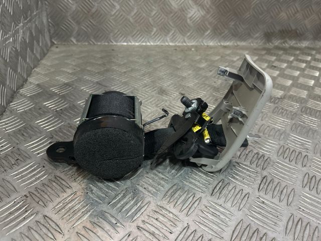 bontott TOYOTA VERSO Hátsó középső Biztonsági Öv