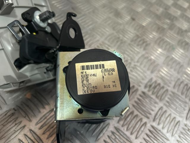 bontott TOYOTA VERSO Hátsó középső Biztonsági Öv