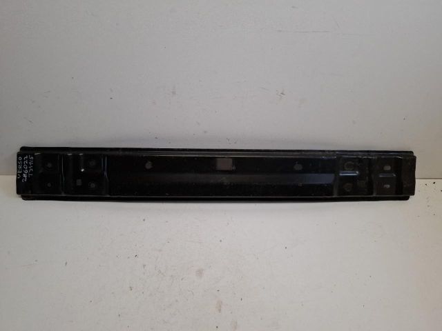 bontott TOYOTA VERSO Hátsó Lökhárító Merevítő (Fém)