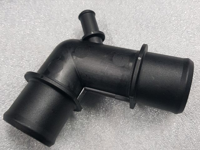 bontott TOYOTA VERSO Hűtővíz Elosztó Cső