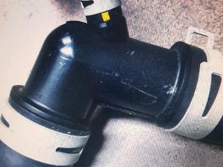 bontott TOYOTA VERSO Hűtővíz Elosztó Cső