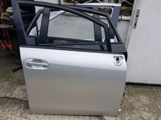 bontott TOYOTA VERSO Jobb első Ajtó (Üres lemez)