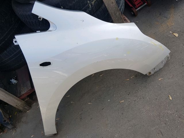 bontott TOYOTA VERSO Jobb első Sárvédő