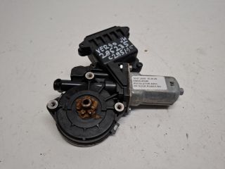 bontott TOYOTA VERSO Jobb hátsó Ablakemelő Motor