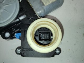 bontott TOYOTA VERSO Jobb hátsó Ablakemelő Motor