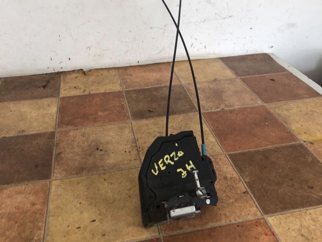 bontott TOYOTA VERSO Jobb hátsó Ajtózár