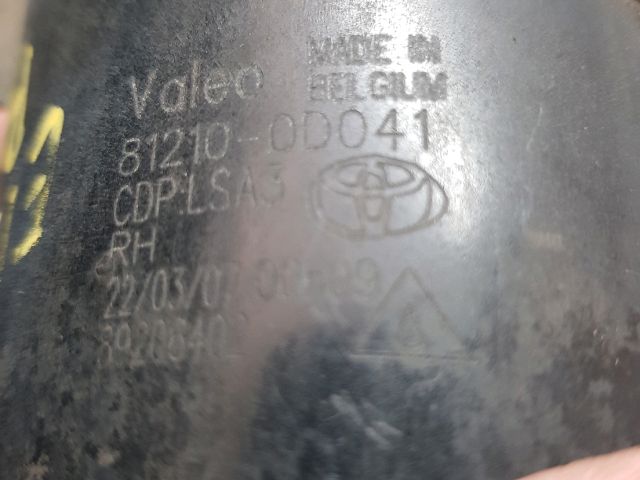 bontott TOYOTA VERSO Jobb Ködfényszóró