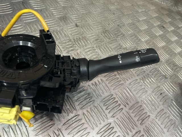 bontott TOYOTA VERSO Komplett Kormánykapcsoló (Bajuszkapcsoló)