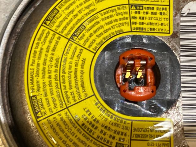 bontott TOYOTA VERSO Kormánylégzsák