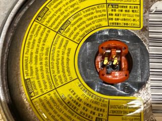 bontott TOYOTA VERSO Kormánylégzsák