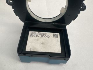 bontott TOYOTA VERSO Kormányszög Jeladó